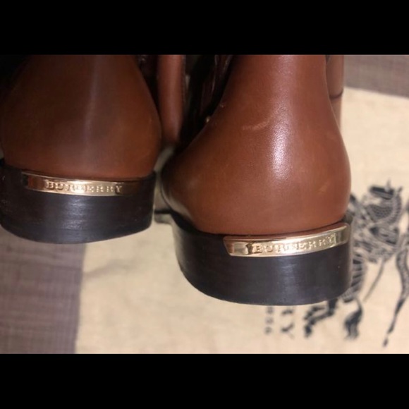 Burberry womens boots size 40 - Picture 2 of 5
